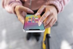 Diesel e benzina, 5 app per trovare i distributori più convenienti