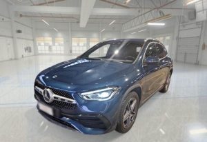Mercedes GLA
