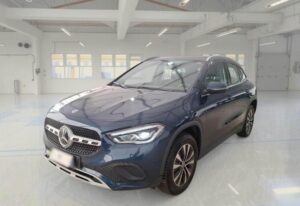 Mercedes GLA