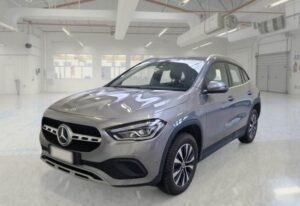 Mercedes GLA