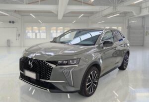DS DS7