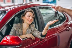 Noleggio auto usate senza anticipo: come funziona e a chi conviene