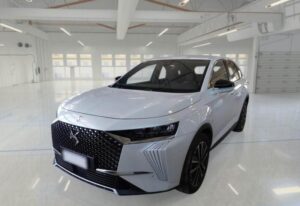 DS DS7